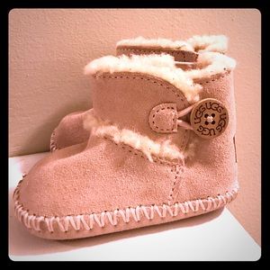 Baby Pink Infant Uggs - Lemmy - Size 0/1